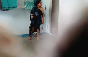 XXX Faris slet en frodig damer i porrfilm svensk gratis fitta på sängen