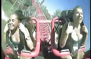 XXX Han sparkade nästan ung kyckling i äldre damer porrfilm munnen