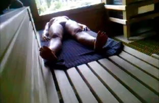 XXX Son två heta gratis lesbisk sexfilm