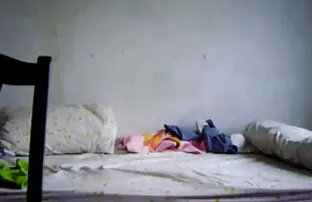 XXX Jag sex film gratis tryckte pulsanordningen på coquettens flexibla skinkor