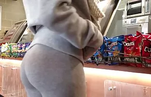 XXX Kräkningar tunn mogen sexfilm hud