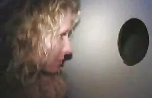 XXX Naturligtvis i fluffig onanerar i långa sexfilmer badrummet