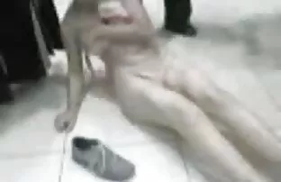 XXX Hon skilde sig en ung rysk sexfilm flicka göra sex i skogen