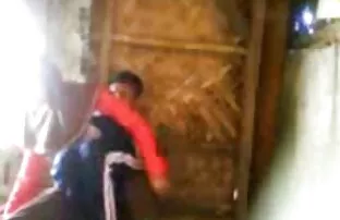 XXX Sexiga människor älskar en mormor sexfilm person älskar fitta