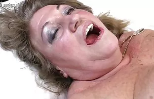 XXX Min mamma gratis svenska sexfilmer lämnade för sin dotter i sex